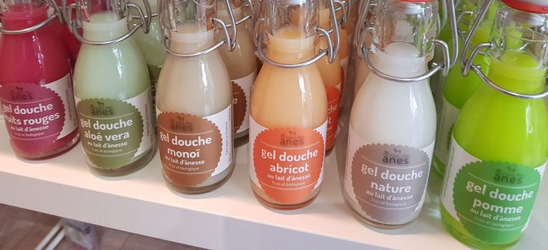 gels douches colorés 768x350